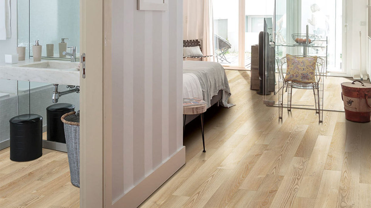 COREtec Plus 5" Wheldon Oak - VV023-00509 B&R: Flooring & Carpeting USFloors